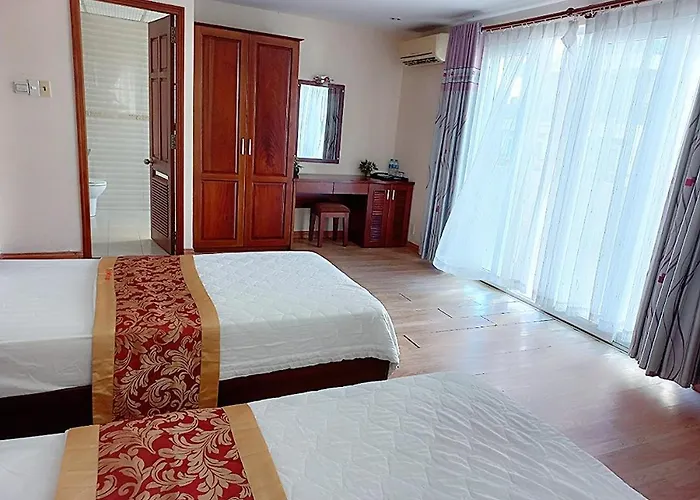 Queen Hotel